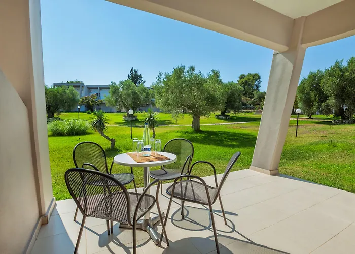 Iris Hotel