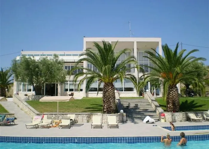 Iris Hotel