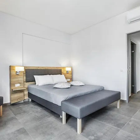 Iris Hotel Siviri