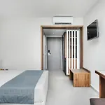 Iris Hotel Siviri