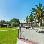 Iris Hotel