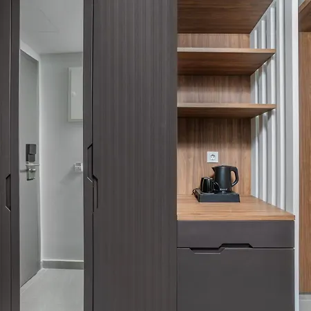 فندق Iris سيفيري