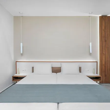 Hotel Iris